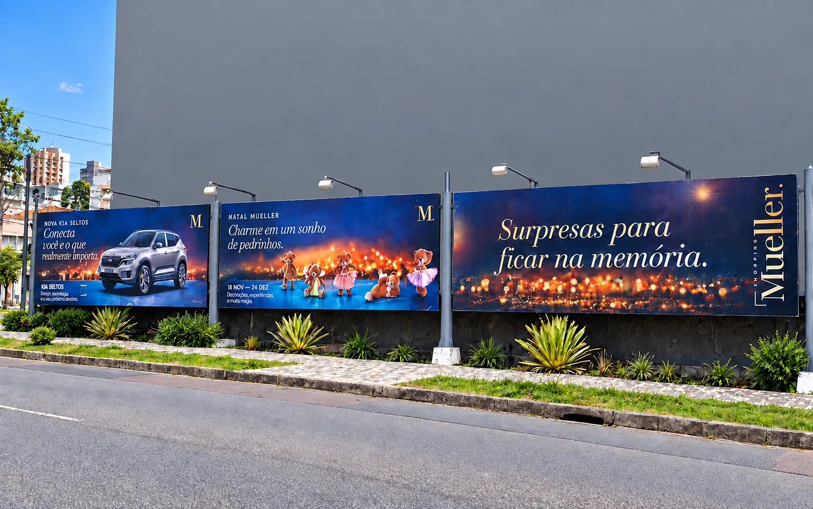 Estrutura inteira ocupada pela campanha do Shopping Mueller, uma marca só do início ao fim