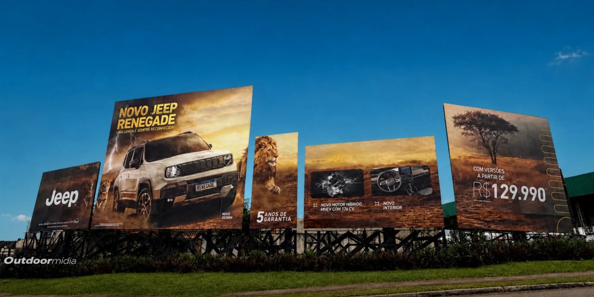 Conjunto de painéis em sequência exibindo uma única campanha automotiva, sem outras marcas ao redor