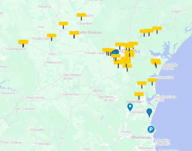 Mapa de Google con las simulaciones de paneles bajo demanda entre Guarapuava, Curitiba, el litoral y Joinville